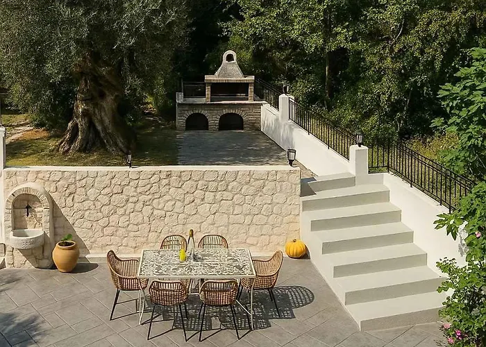 Corfu's Hidden Gem - Serene Quad Tatil Evi